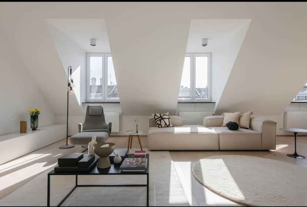 Hemingway Penthouse With Fireplace/chimney München