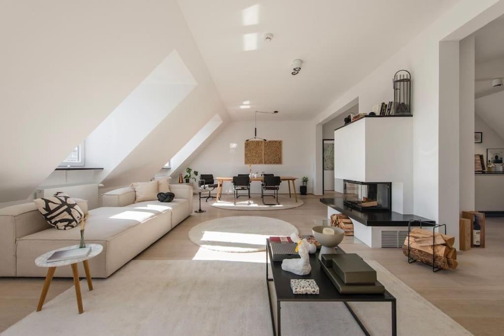 Appartement Hemingway Penthouse With Fireplace/chimney München